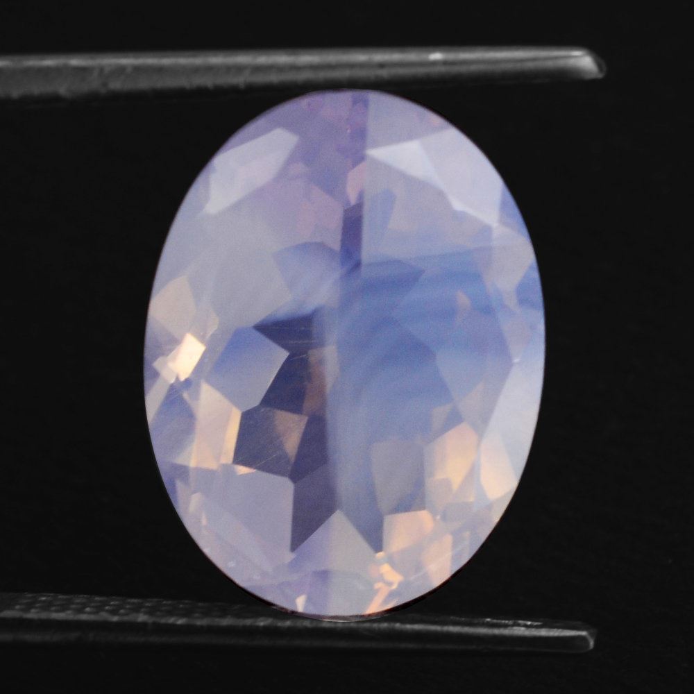 LAVENDER MOON QUARTZ CUT OVAL 16X12MM 8.65 Cts.