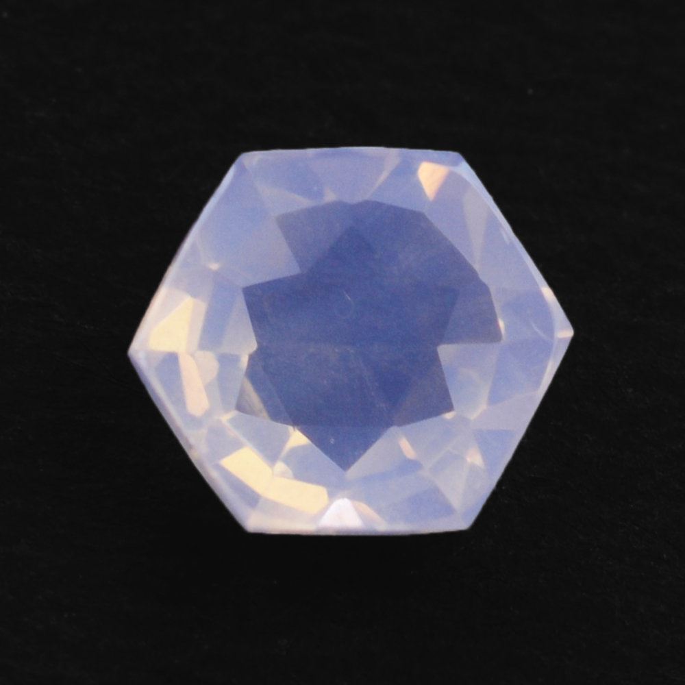 LAVENDER MOON QUARTZ ROSE CUT HEXAGON CAB 6MM 0.84 Cts.