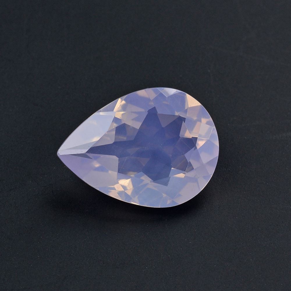 LAVENDER MOON QUARTZ CUT PEAR 16X12MM  6.90 Cts.