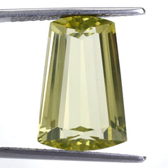 LEMON QUARTZ CUT TAPER (GREEN GOLD) 18X12X9MM 10.35 Cts.