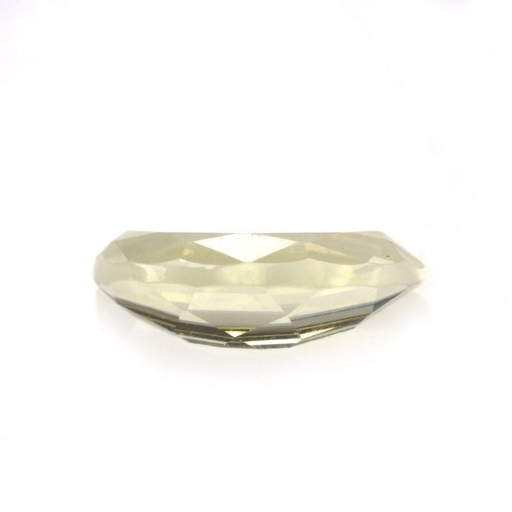 LEMON QUARTZ HALF MOON (GREEN GOLD) 8X4MM 0.53 Cts.