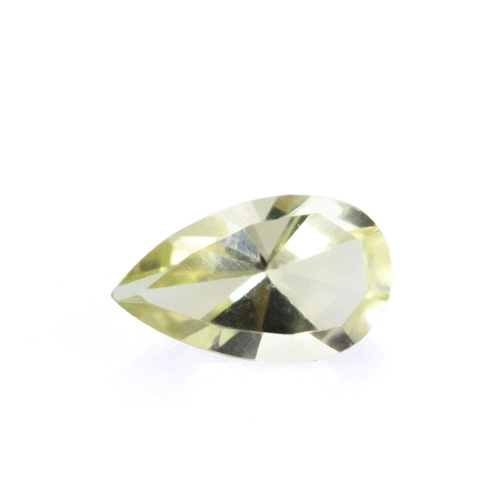 LEMON QUARTZ MIRROR CUT PEAR (GREEN GOLD) 7X4MM 0.44 Cts.