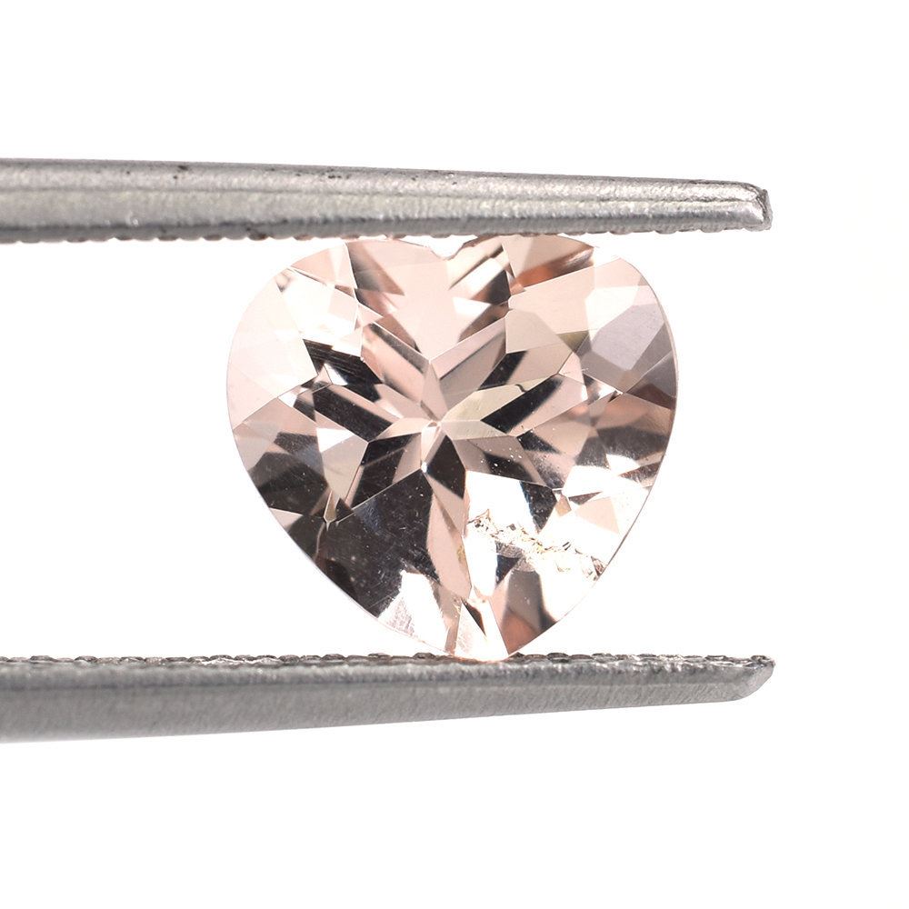 PEACH MORGANITE CUT HEART (AAA/SI) 8X8MM 1.63 Cts.