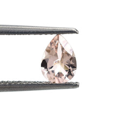 PEACH MORGANITE CUT PEAR 7X5MM (AA/SI) 0.58 Cts.