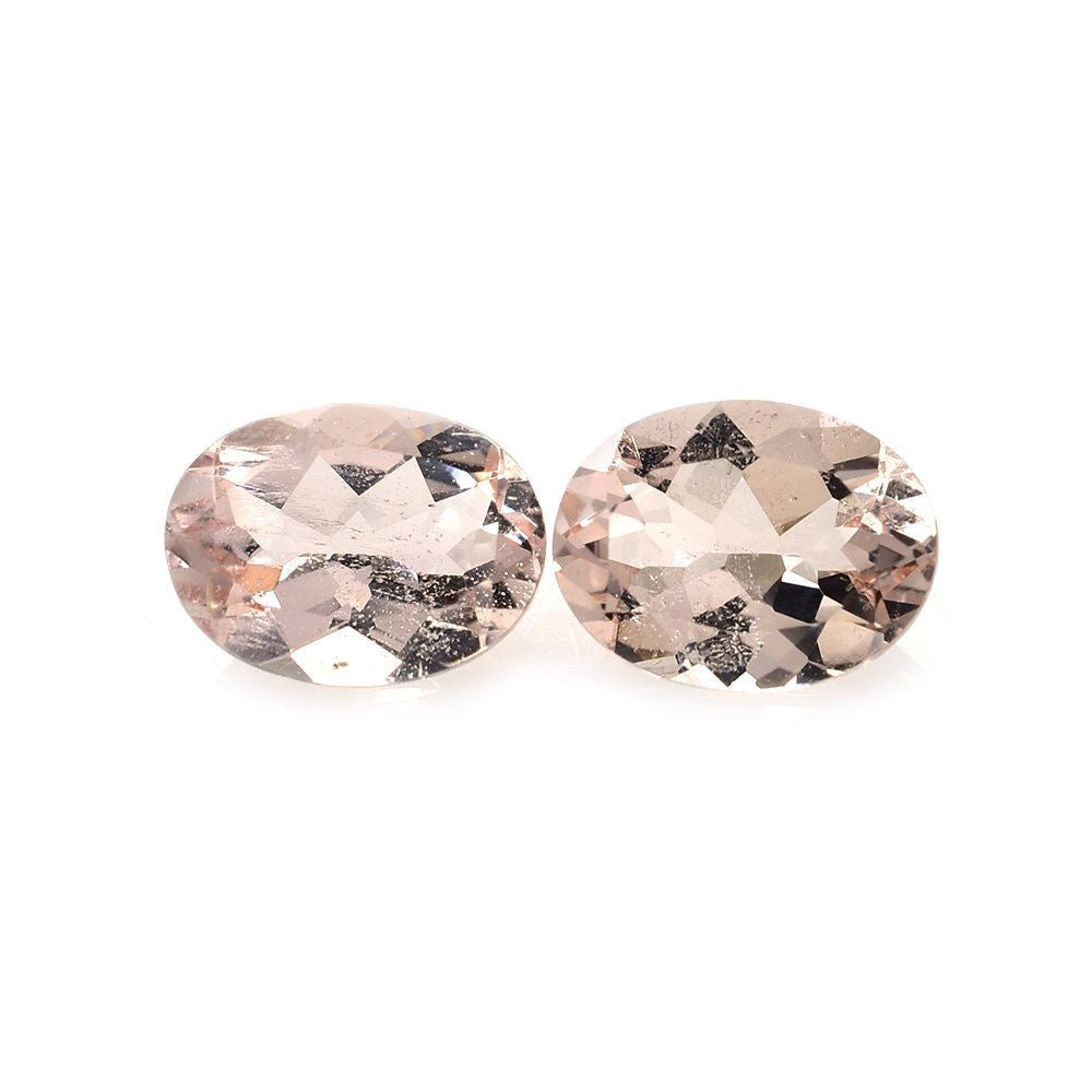 PEACH MORGANITE CUT OVAL 8X6MM (AAA/HI) 1.00 Cts.