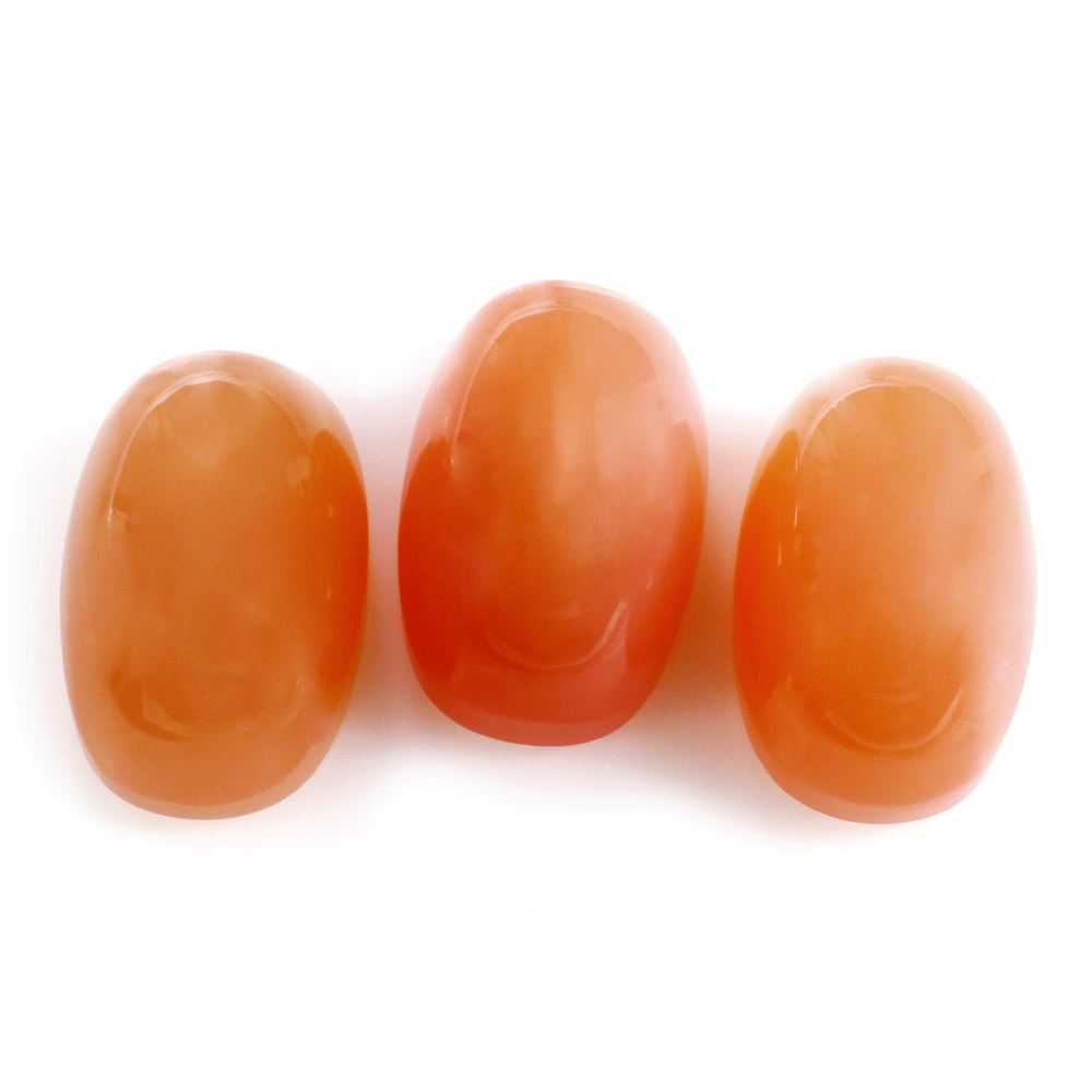 ORANGE MOONSTONE CUSHION CAB 13.50X8.50MM 6.69 Cts.