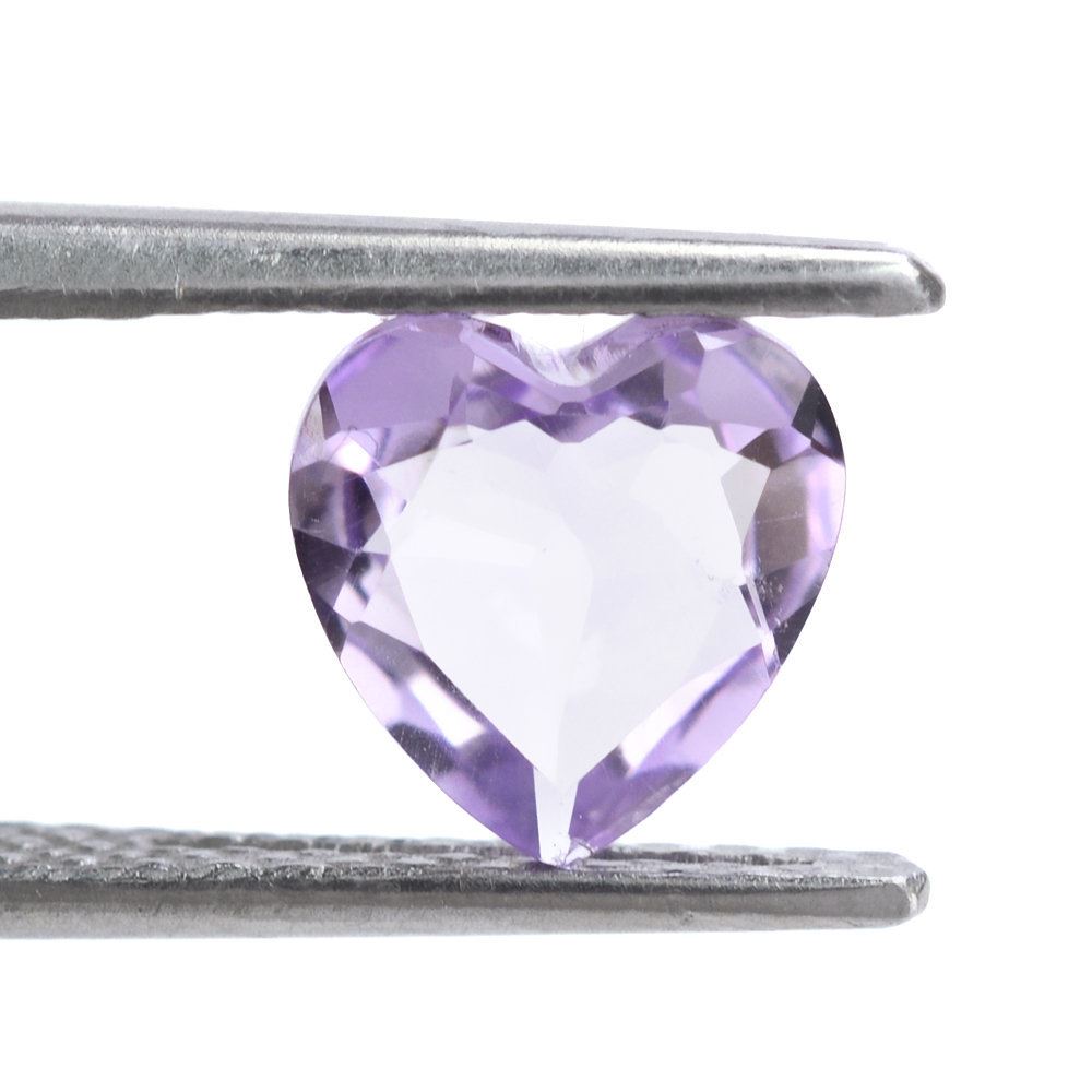 PINK AMETHYST CUT HEART 8MM (AA/CLEAN)  1.42 Cts.