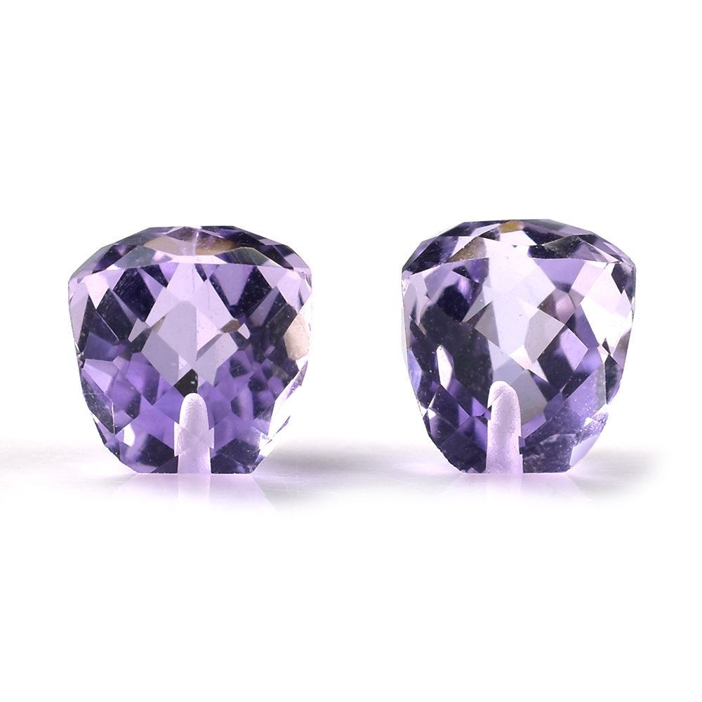 PINK AMETHYST FACETED CHOPASA TRILLION (DES#39) (HALF DRILL) (MEDIUM) 6MM 1.46 Cts.