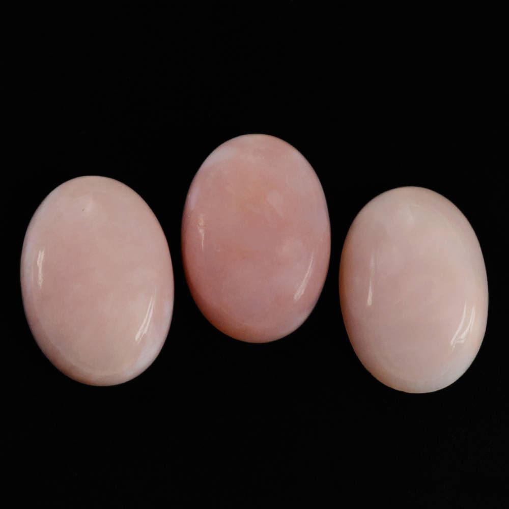 PEACH OPAL OVAL CAB (MEDIUM / SI) 14X10MM 4.43 Cts.