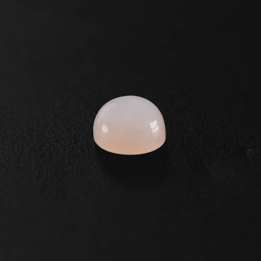 PEACH OPAL ROUND CAB LITE (SI) 2.50MM 0.05 Cts.