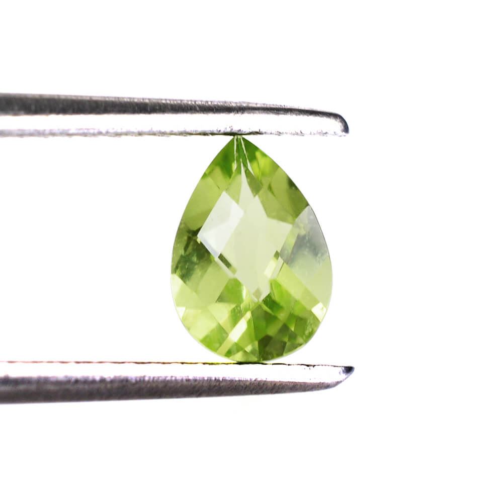 PERIDOT CHECKER CUT PEAR (TOP) 7X5MM 0.69 Cts.