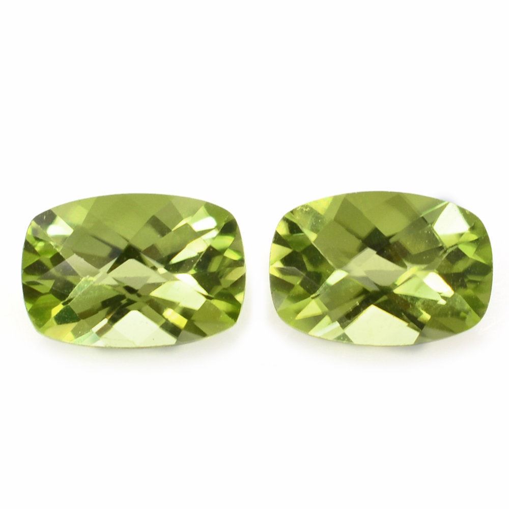 PERIDOT CHECKER CUT CUSHION (1ST) 6.50X4.50MM 0.60 Cts.