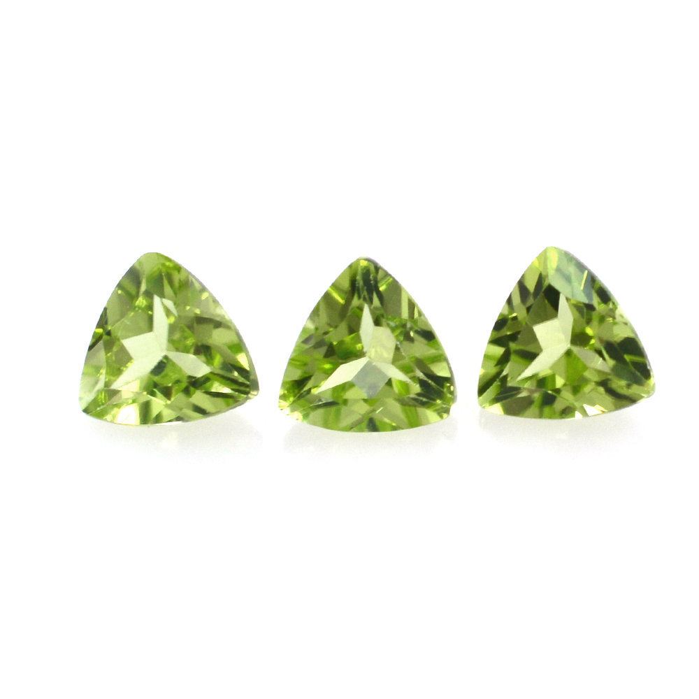 PERIDOT CUT TRILLION (TOP) 4MM 0.28 Cts.