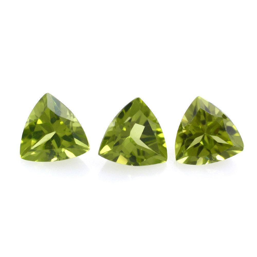 PERIDOT CUT TRILLION (TOP) 4.50MM 0.39 Cts.