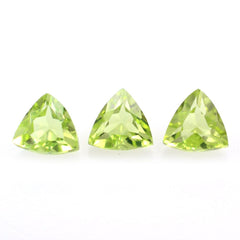 PERIDOT CUT TRILLION (TOP) 3.50MM 0.17 Cts.