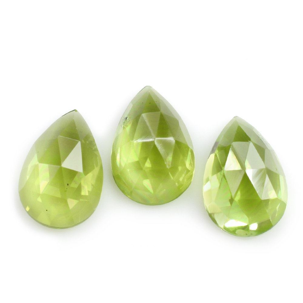 PERIDOT ROSE CUT PEAR CAB (SI) 9X6MM 1.42 Cts.