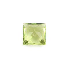 PERIDOT PRINCESS CUT SQUARE (SI) 4MM 0.37 Cts.