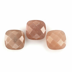 PEACH MOONSTONE BRIOLETTE CUSHION 10MM 3.55 Cts.