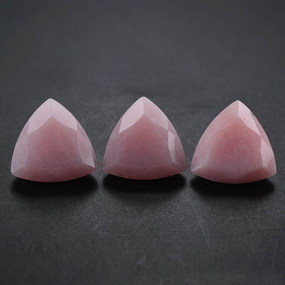 PINK OPAL CUT TRILLION 12MM 4.35 Cts.