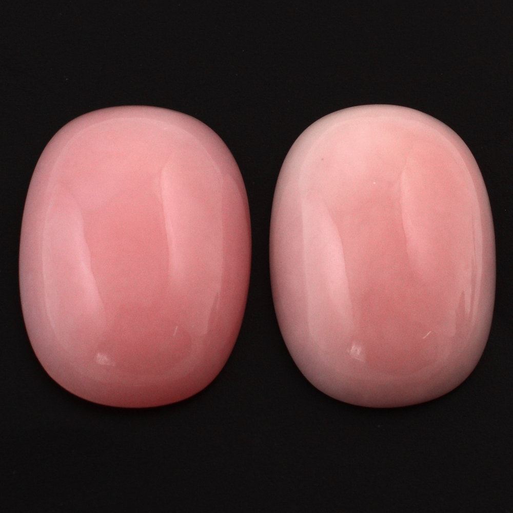 PINK OPAL CUSHION CAB 18X13MM 8.08 Cts.