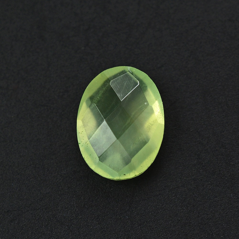 PREHNITE BRIOLETTE OVAL 8X6MM 1.25 Cts.