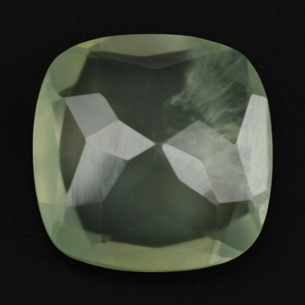 PREHNITE CUT CUSHION 14MM 9.86 Cts.