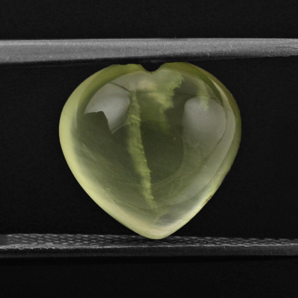 PREHNITE HEART CAB 10MM 4.08 Cts.