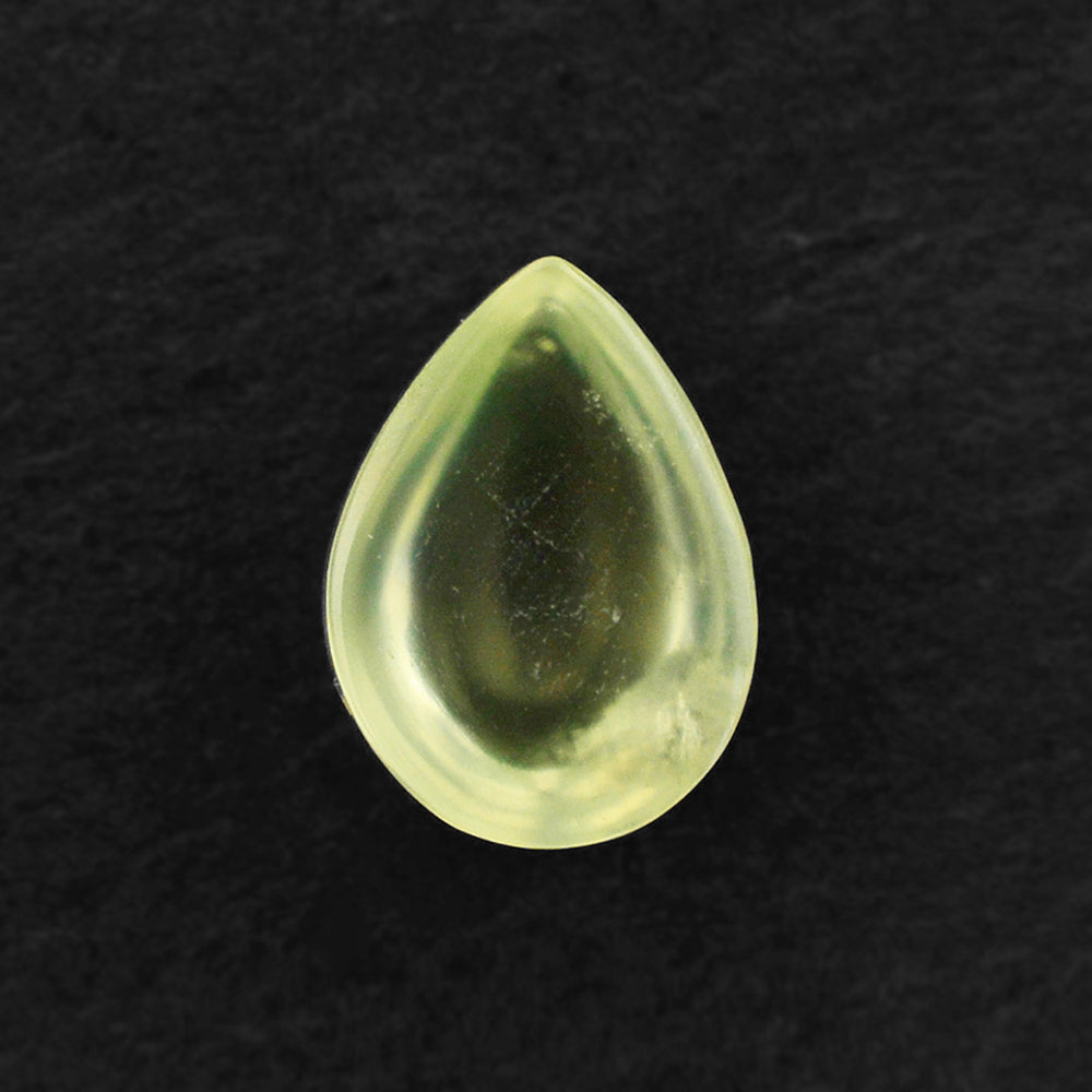 PREHNITE PEAR CAB 8X6MM 1.40 Cts.