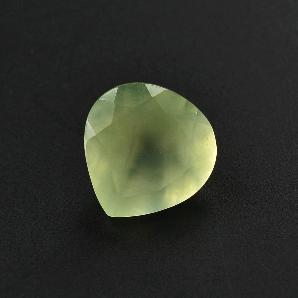 PREHNITE CUT HEART 8MM (MEDIUM/SI) 1.89 Cts.