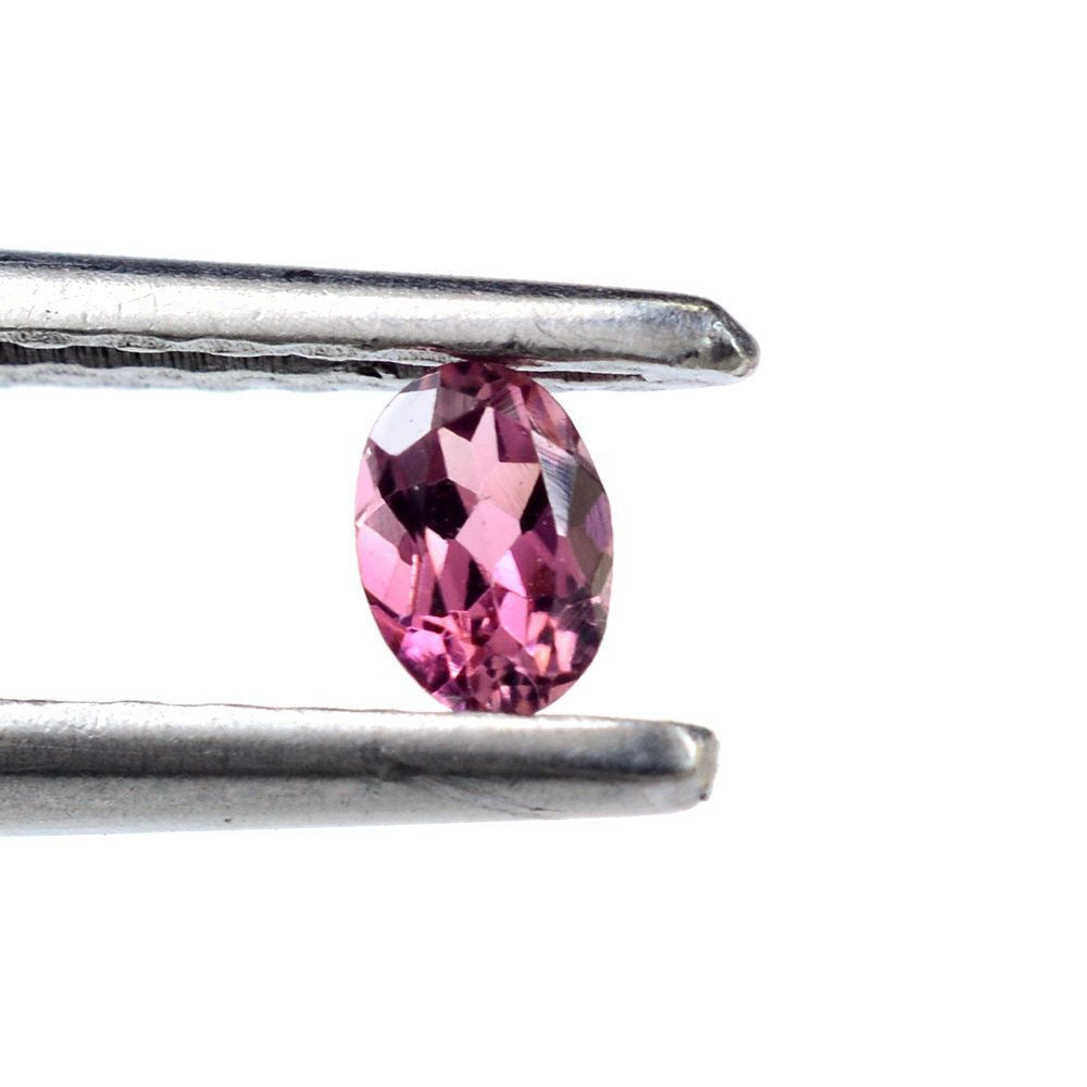 PINK TOURMALINE CUT OVAL (MEDIUM/SI) 4X3MM 0.18 Cts.