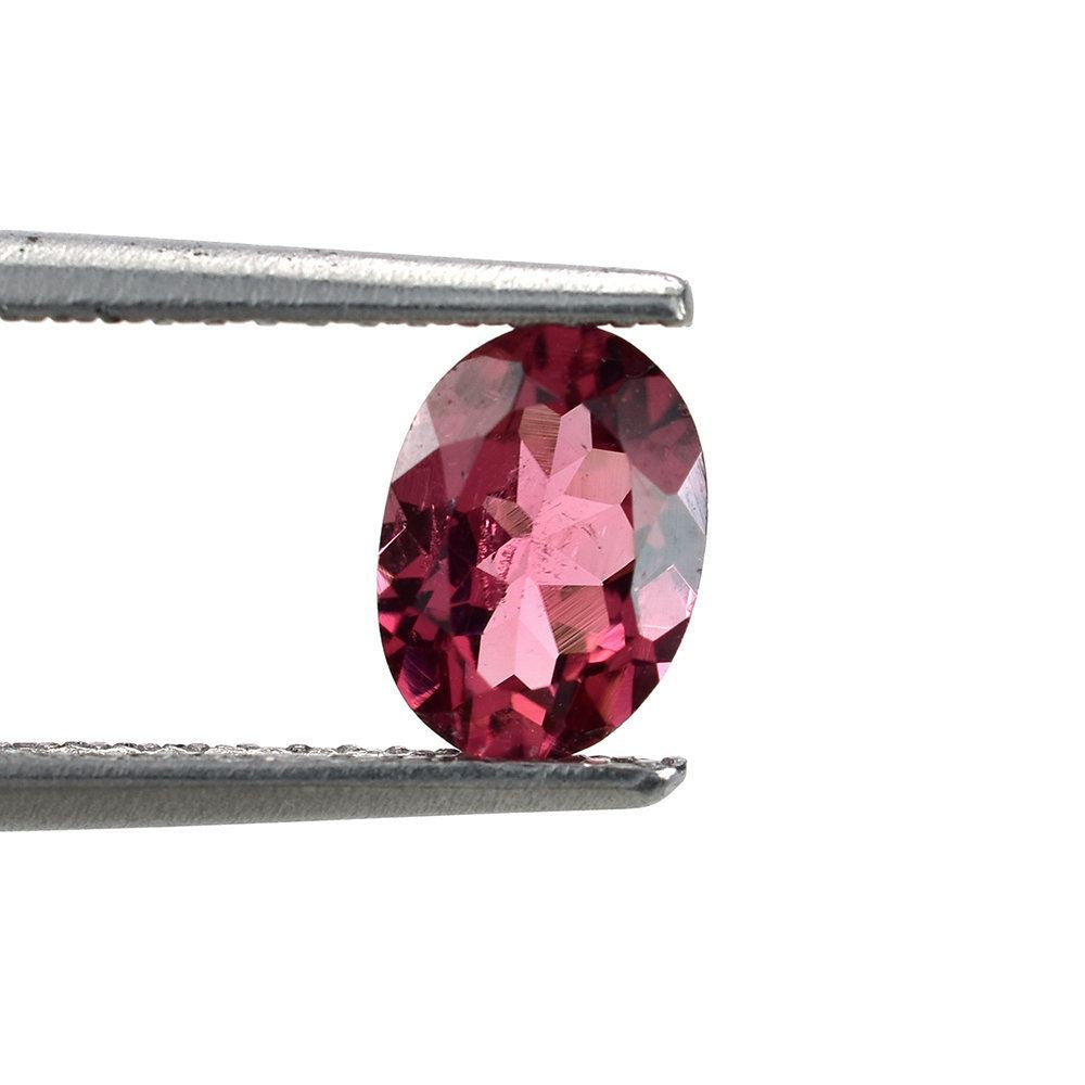 PINK TOURMALINE CUT OVAL (MEDIUM/SI) 7X5MM 0.75 Cts.
