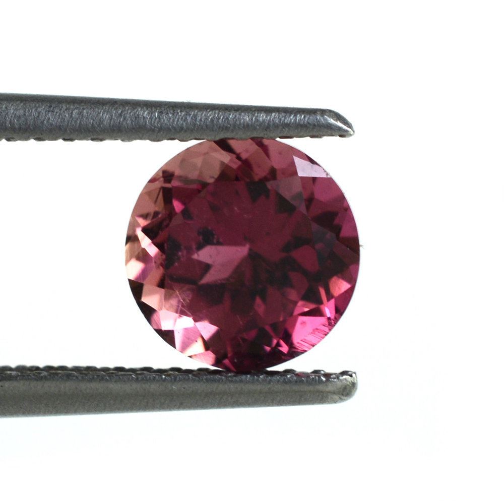 PINK TOURMALINE CUT ROUND (DARK/SI) 6.50MM 1.10 Cts.