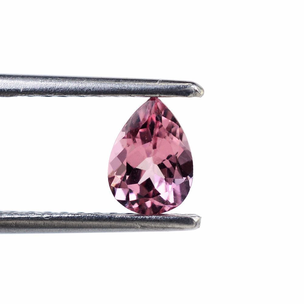 PINK TOURMALINE CUT PEAR (LITE/SI) 7X5MM 0.77 Cts.