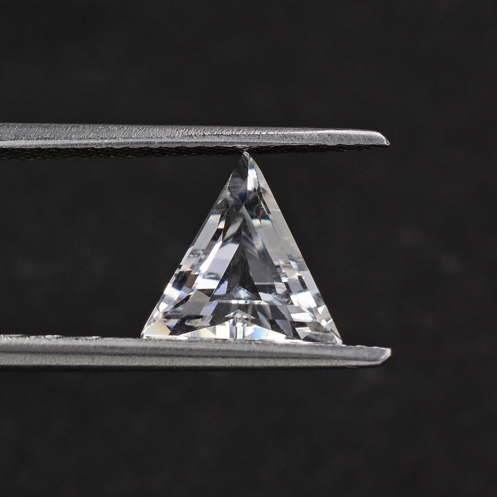 CRYSTAL STEP CUT TRAINGLE 9X8X8MM 1.47 Cts.