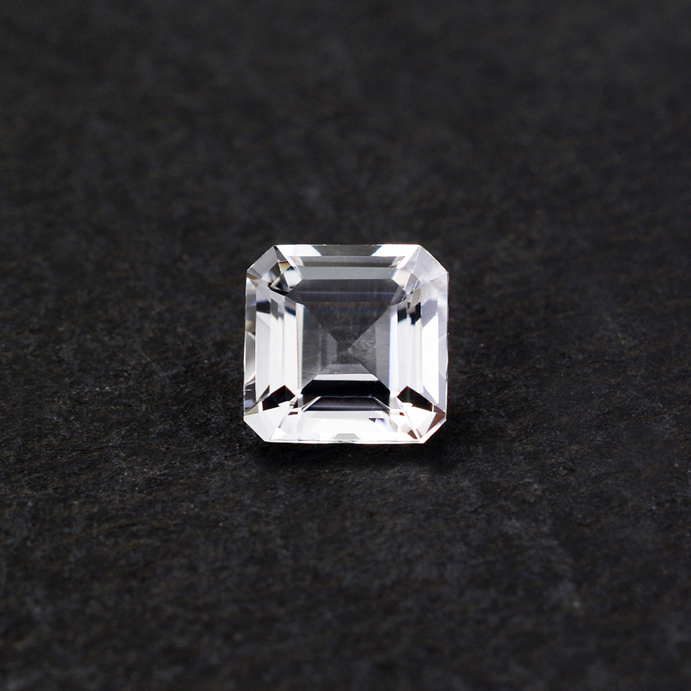 CRYSTAL CUT SQUARE - OCTAGON 6MM 1.08 Cts.