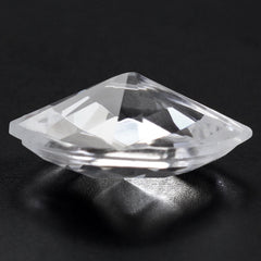 CRYSTAL CARVED CHECKER TOP ONION (DES#68) 16X12MM 5.81 Cts.