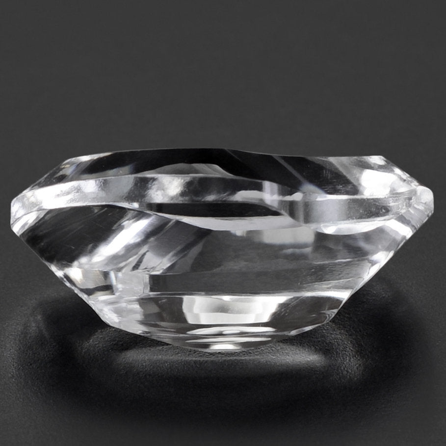 CRYSTAL SWIRL CUT LEAF (DES#94) 18X12MM 9.40 Cts.