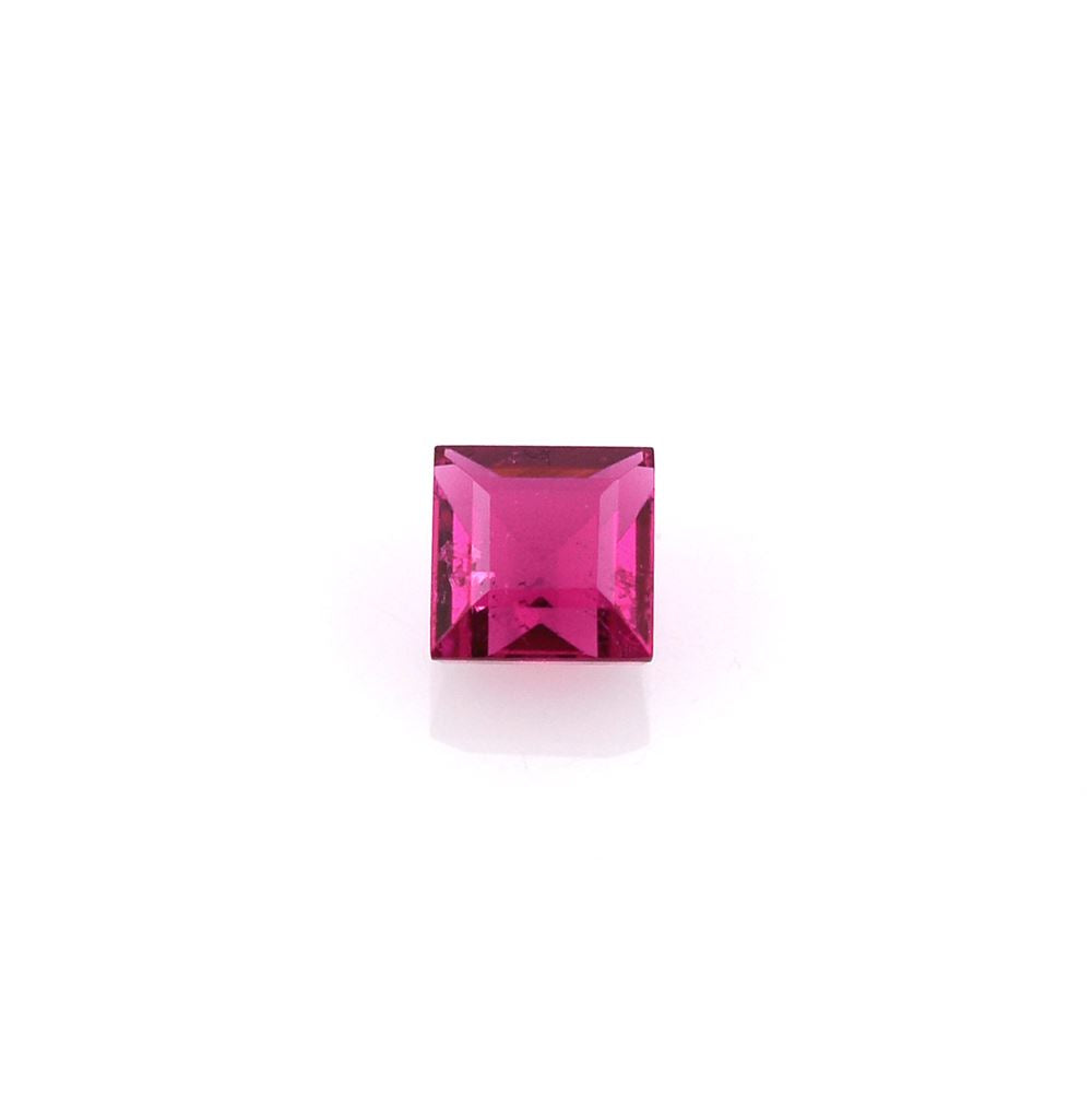 RUBELLITE CUT SQUARE 4MM 0.48 Cts.