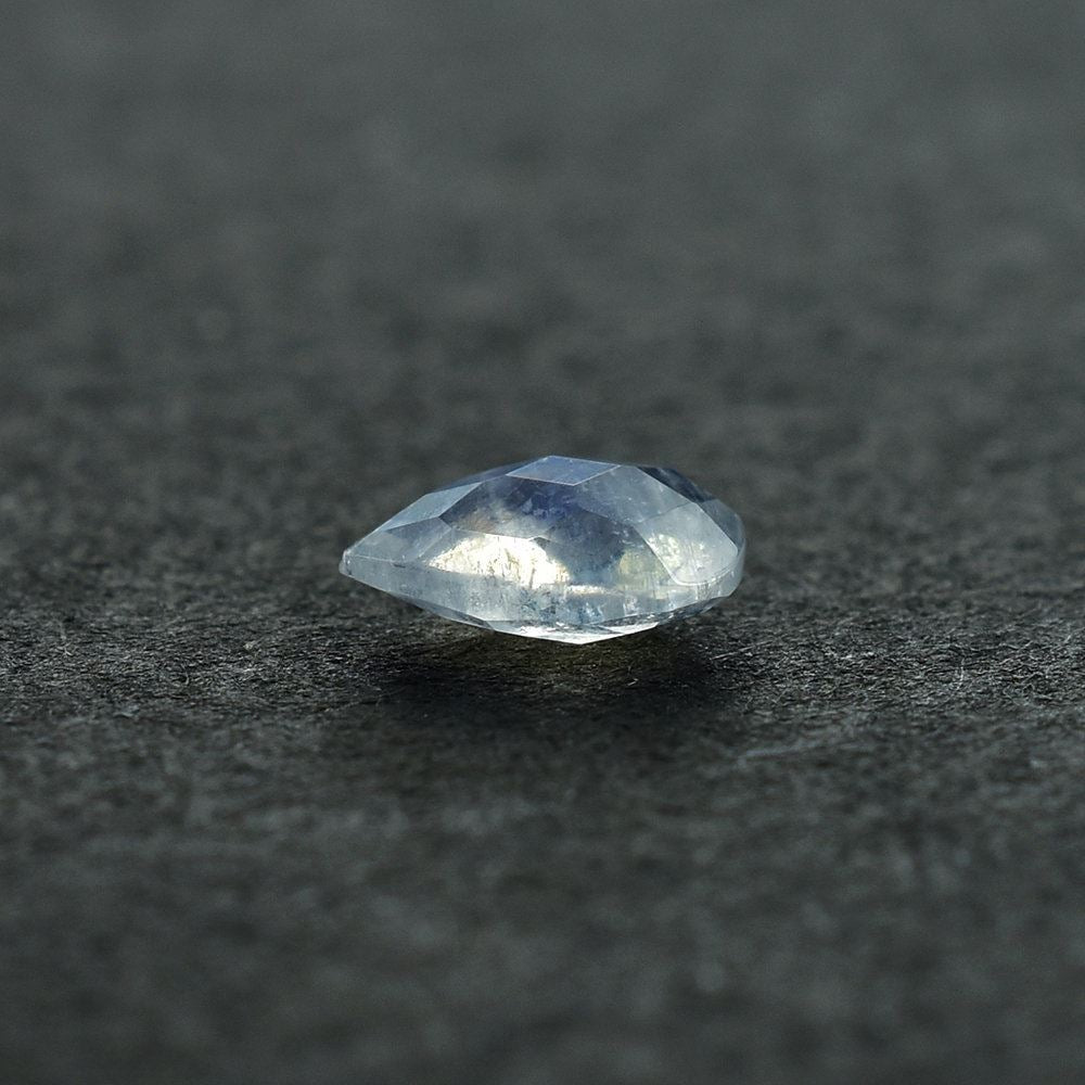 RAINBOW MOONSTONE ROSE CUT BRIOLETTE PEAR (SI) 6X4MM 0.43 Cts.