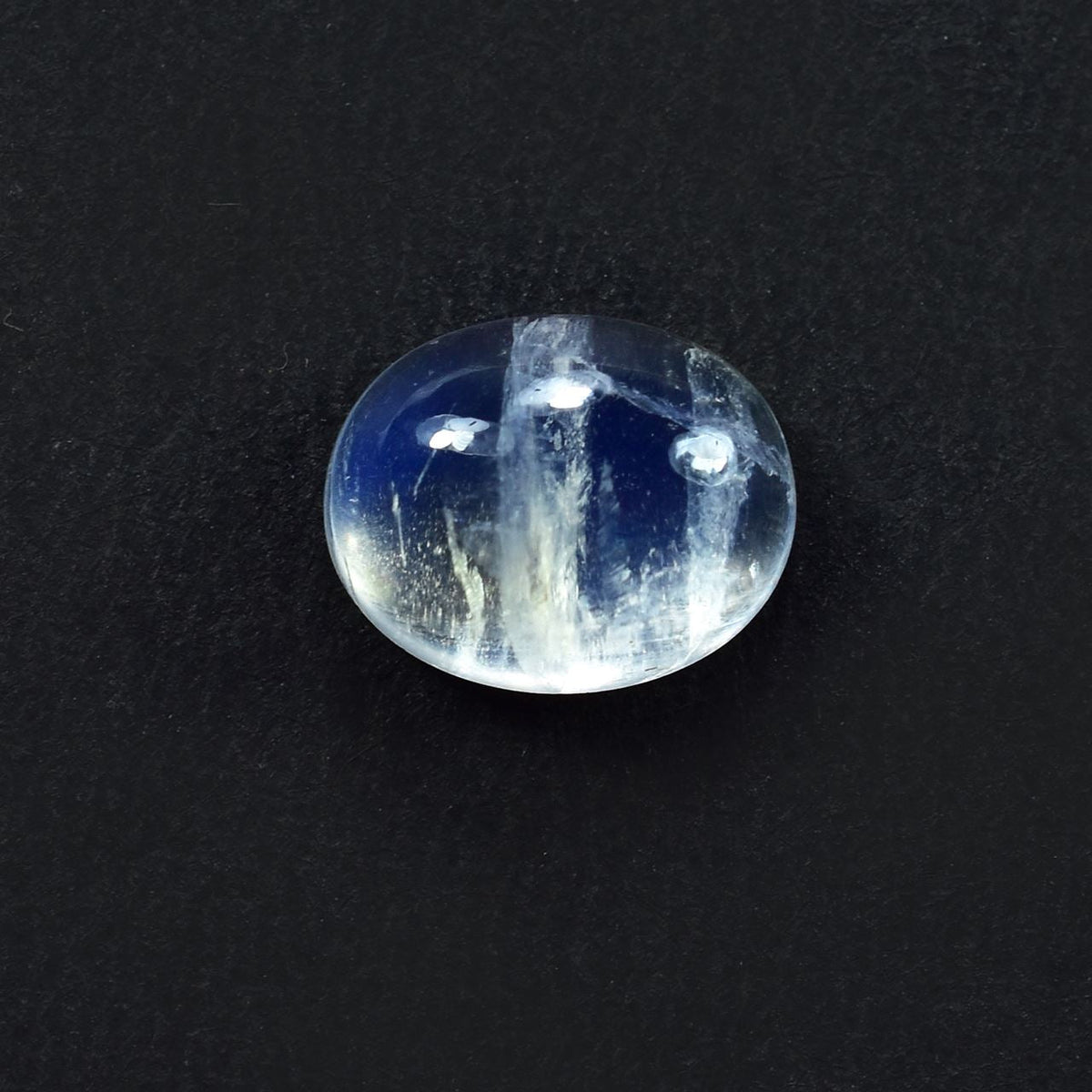 RAINBOW MOONSTONE PLAIN OVAL CAB (SEMI CLOUDY)(NICE BLUE SHINE) 10.00X8.00 MM 2.65 Cts.