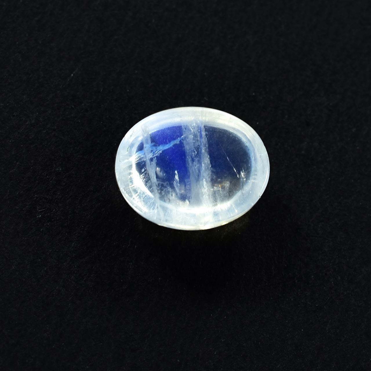 RAINBOW MOONSTONE PLAIN OVAL CAB (SEMI CLOUDY)(NICE BLUE SHINE) 10.00X8.00 MM 2.65 Cts.