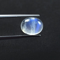 RAINBOW MOONSTONE PLAIN OVAL CAB (SEMI CLOUDY)(NICE BLUE SHINE) 10.00X8.00 MM 2.65 Cts.