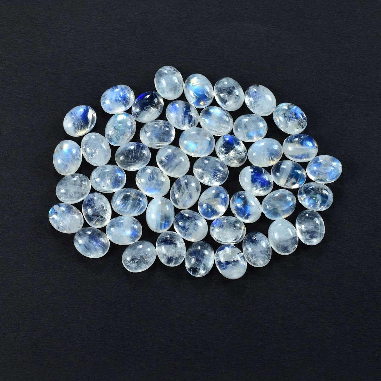 RAINBOW MOONSTONE PLAIN OVAL CAB (SEMI CLOUDY)(CLEAN) 10.00X8.00 MM 2.82 Cts.