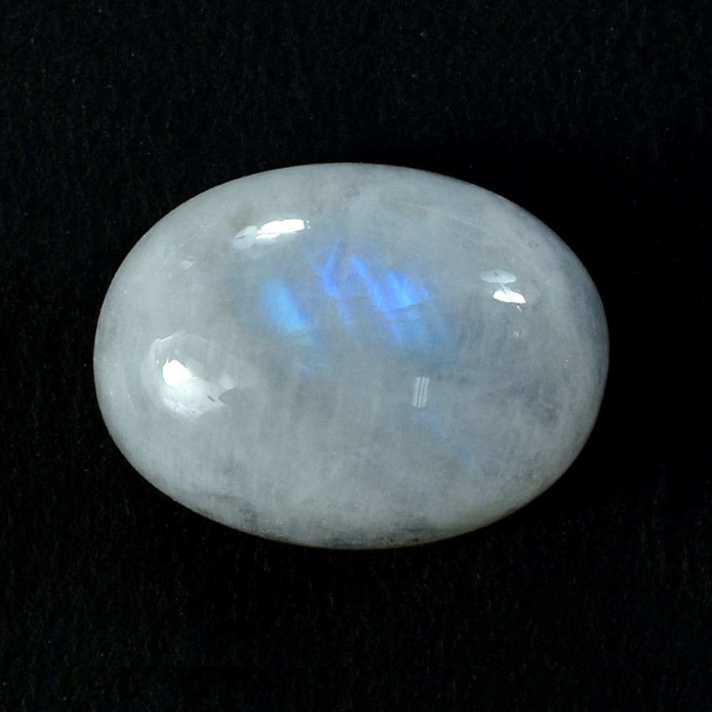 RAINBOW MOONSTONE PLAIN OVAL CAB (CLOUDY) 16.00X12.00 MM 8.40 Cts.