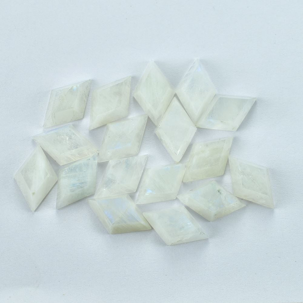 RAINBOW MOONSTONE TABLE TOP FACETED KITE SHAPE CAB (CLOUDY)(VERY LOW POWER) 16.00X10.00 MM 3.54 Cts.