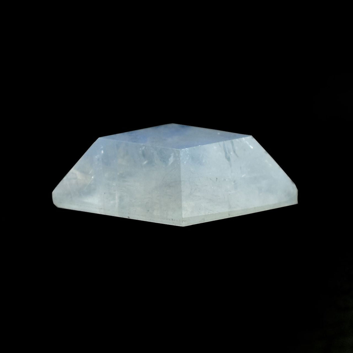 RAINBOW MOONSTONE TABLE TOP FACETED KITE SHAPE CAB (CLOUDY)(NICE BLUE SHINE) 16.00X10.00 MM 3.64 Cts.