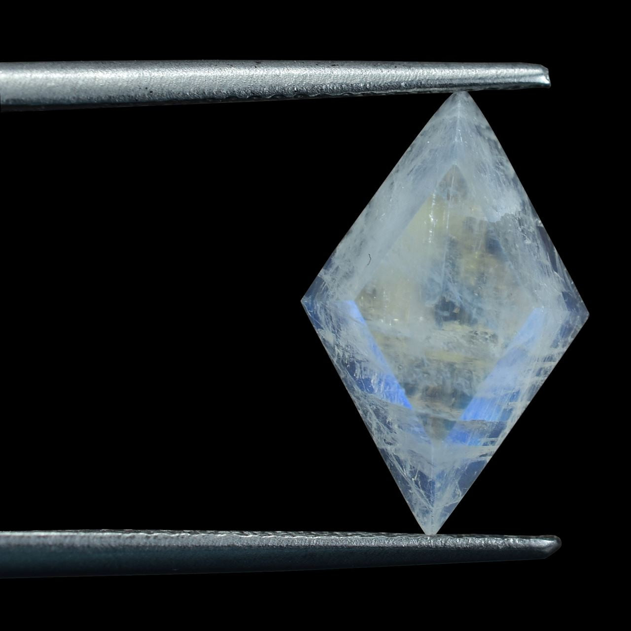 RAINBOW MOONSTONE TABLE TOP FACETED KITE SHAPE CAB (CLOUDY)(NICE BLUE SHINE) 16.00X10.00 MM 3.64 Cts.