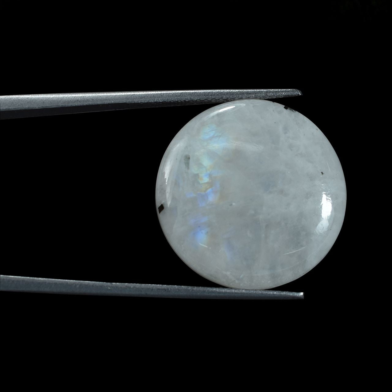 RAINBOW MOONSTONE PLAIN ROUND CAB (CLOUDY)(VERY LOW POWER SOME BLACK SPOT) 20.00X20.00 MM 14.40 Cts.