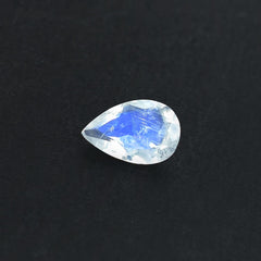 RAINBOW MOONSTONE (VSI) CUT PEAR 6.00X4.00 MM 0.31 Cts.