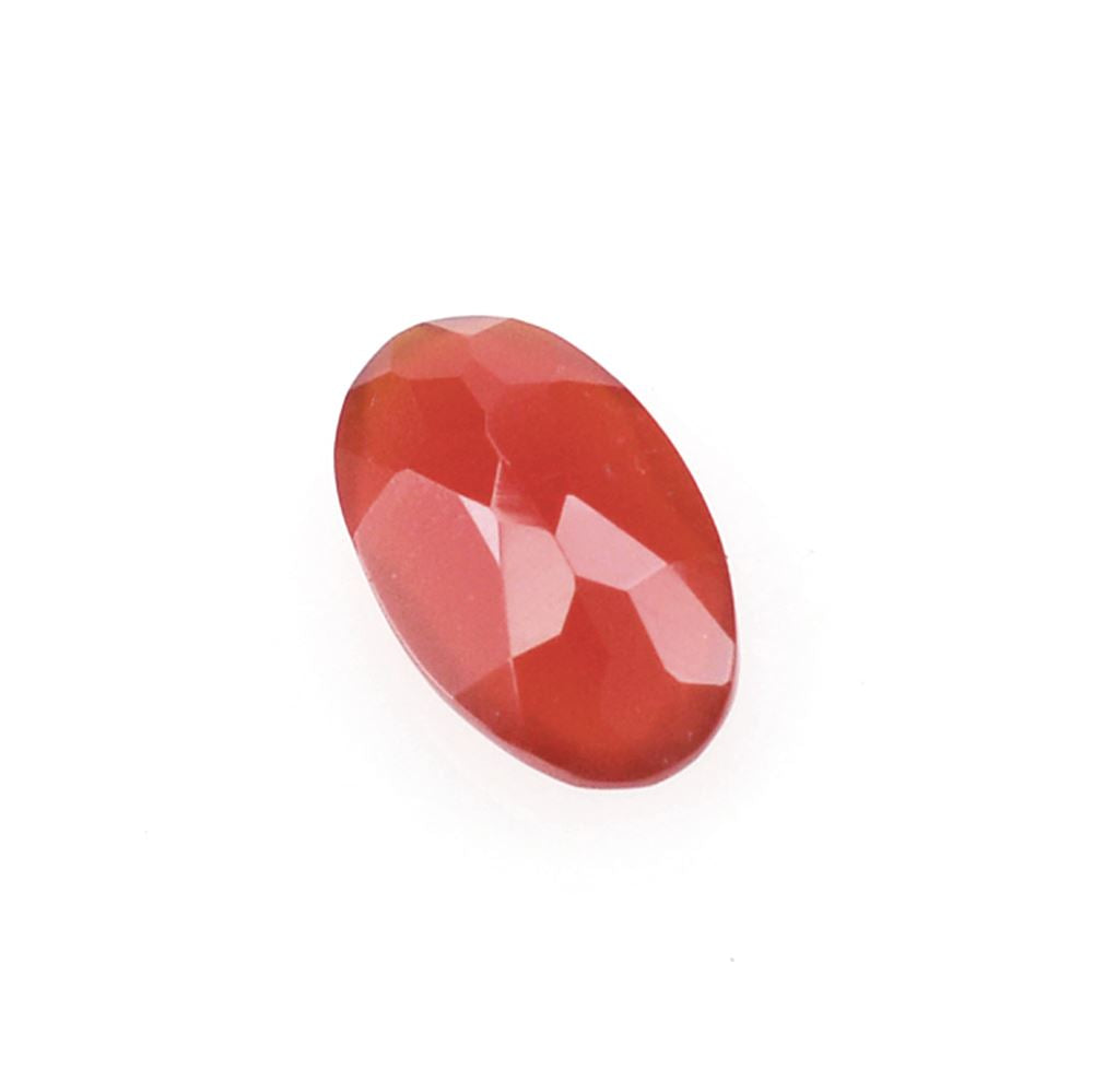 RED ONYX CUT OVAL 5X3MM 0.30 Cts.